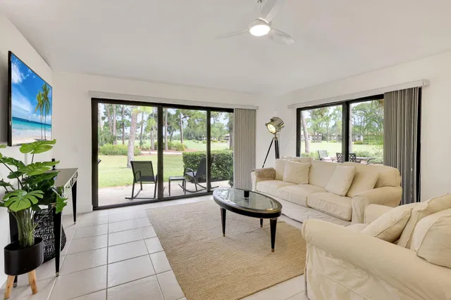 PGA National Palm Beach Gardens Residence photo 13