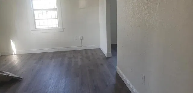 Residence photo 6