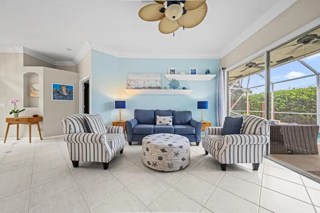 Residence photo 6