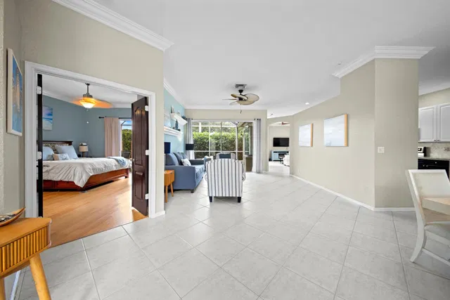 Residence photo 9