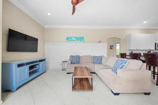 Residence photo 25