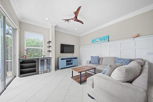 Residence photo 26