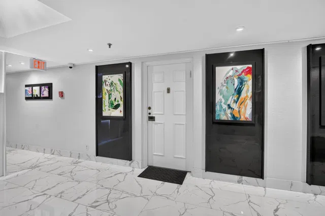 Unit 102 photo 5