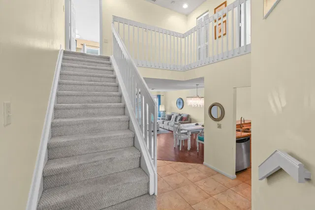  Residence photo 7