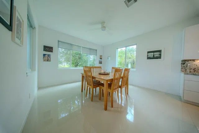 Residence photo 10