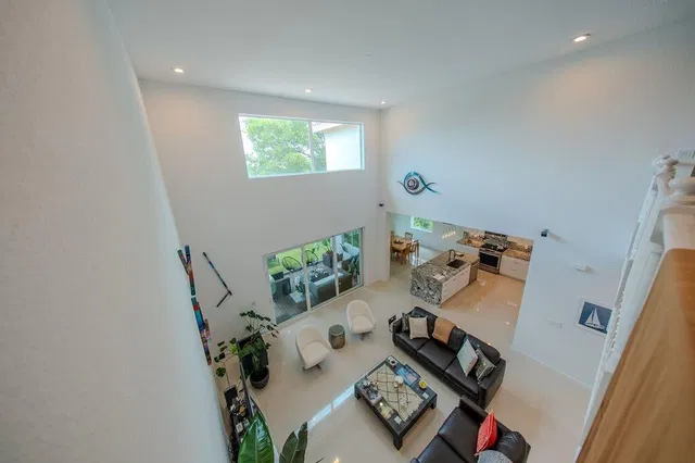 Residence photo 14