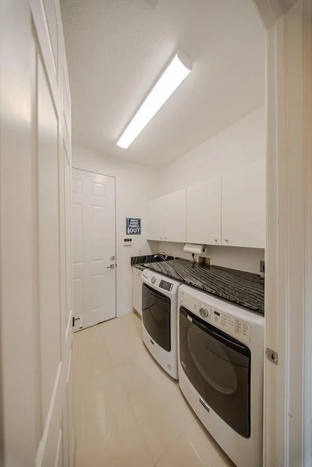 Residence photo 20