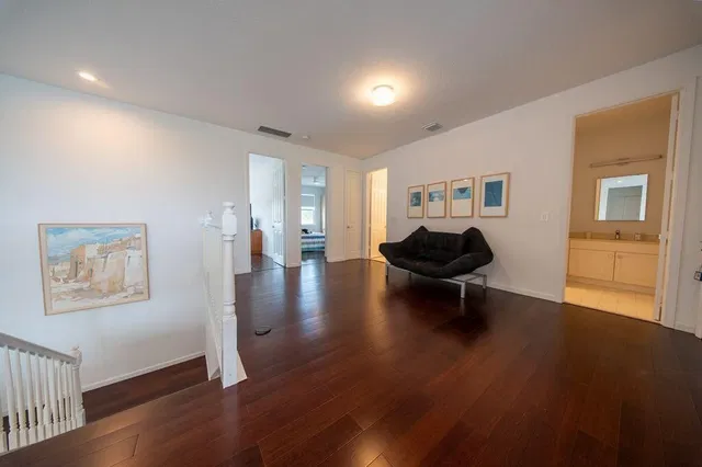 Residence photo 23