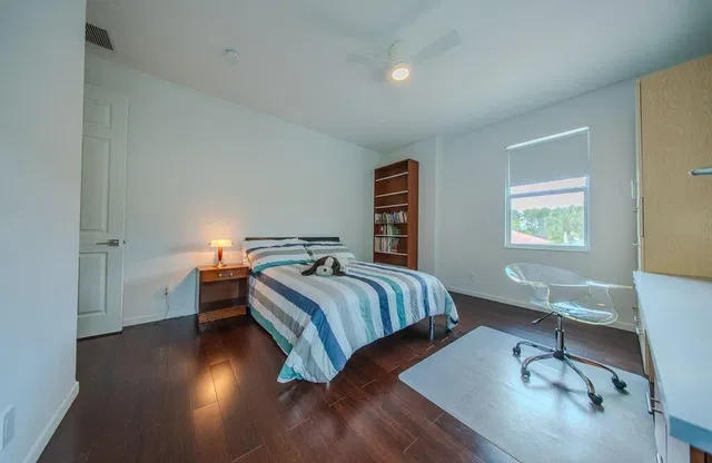 Residence photo 31