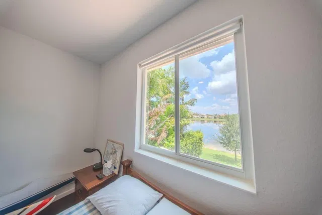 Residence photo 33