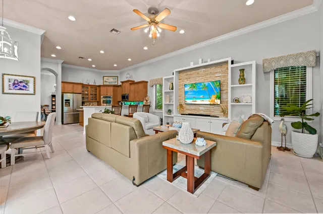 Residence photo 19