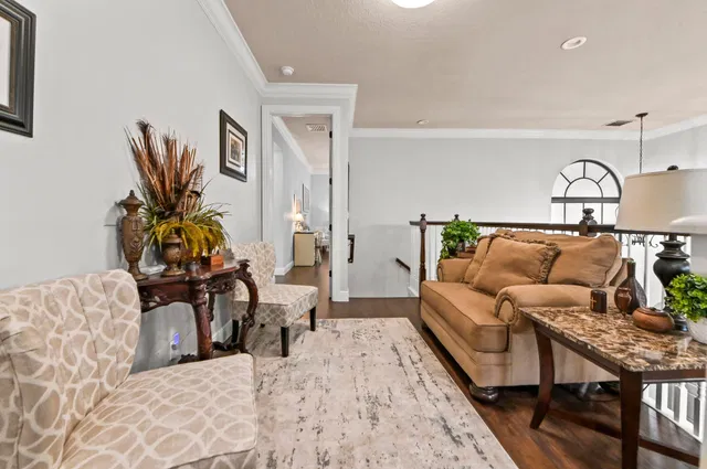 Residence photo 33