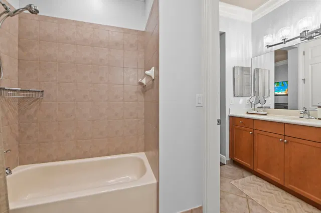Residence photo 45