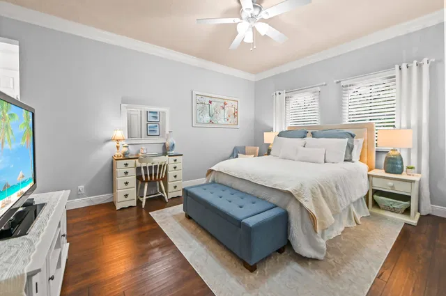 Residence photo 49