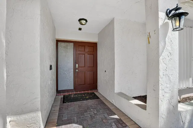 Thornhill Green Residence photo 9