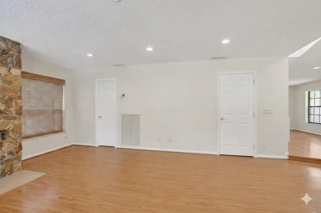 Thornhill Green Residence photo 14