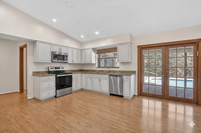 Thornhill Green Residence photo 20