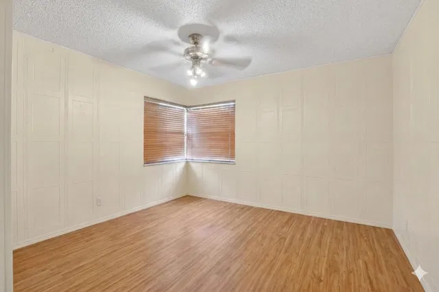 Thornhill Green Residence photo 22