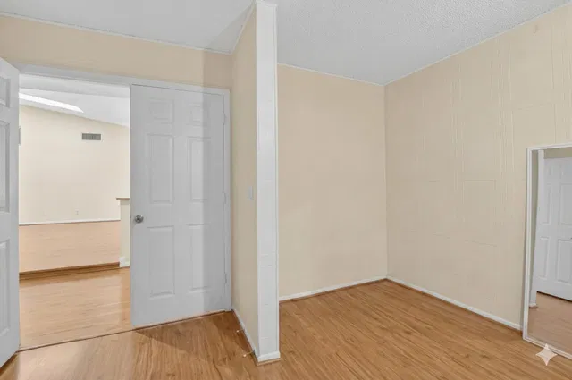 Thornhill Green Residence photo 23