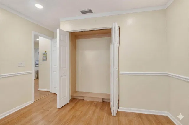 Thornhill Green Residence photo 26