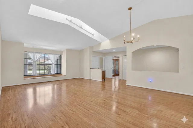 Thornhill Green Residence photo 65