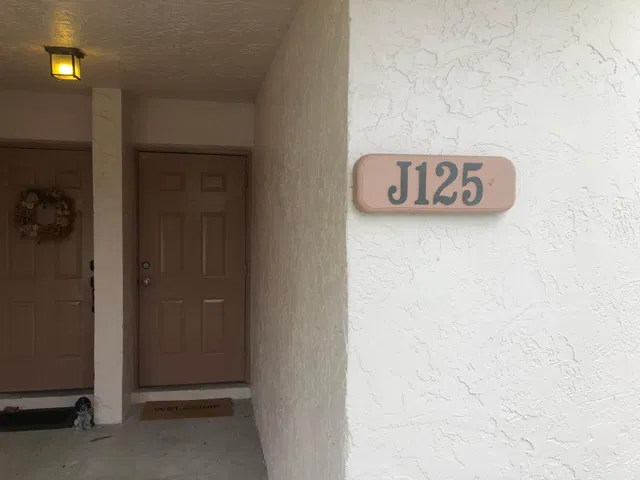Unit 1250 photo 2