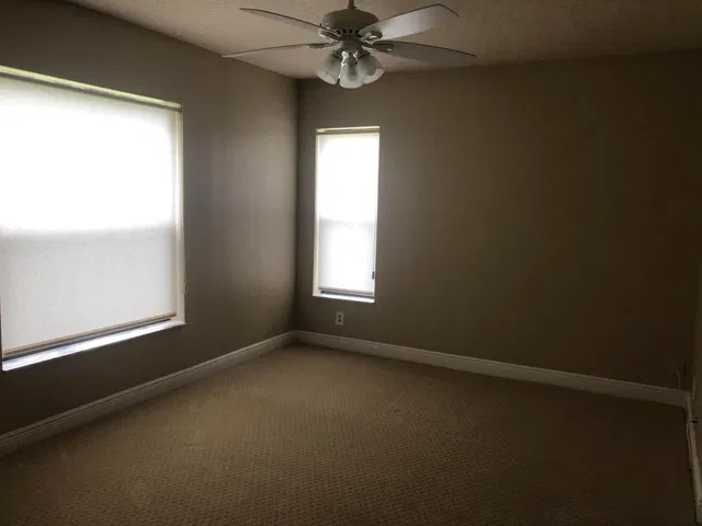 Unit 1250 photo 7