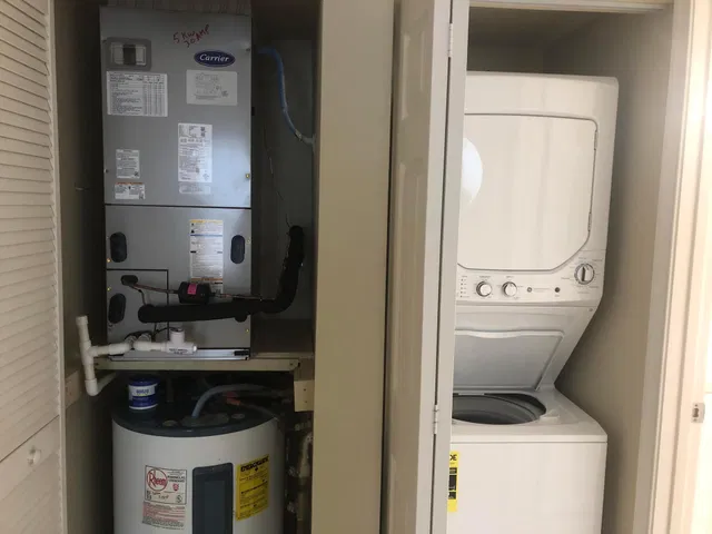 Unit 1250 photo 10
