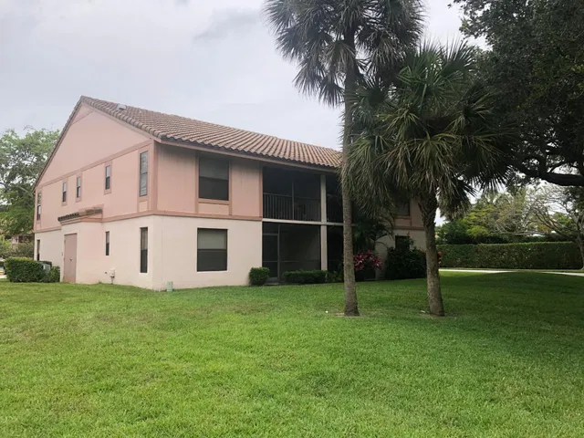 Unit 1250 photo 15