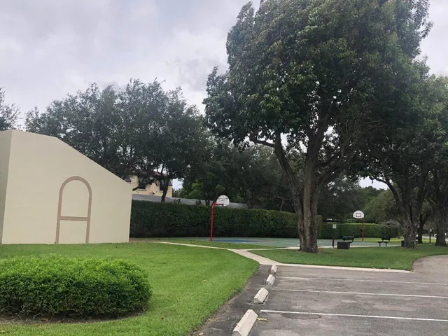Unit 1250 photo 17