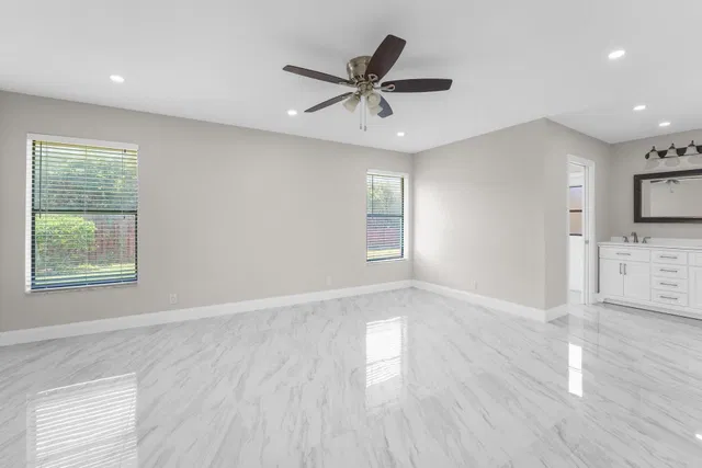 Thornhill Green Residence photo 8