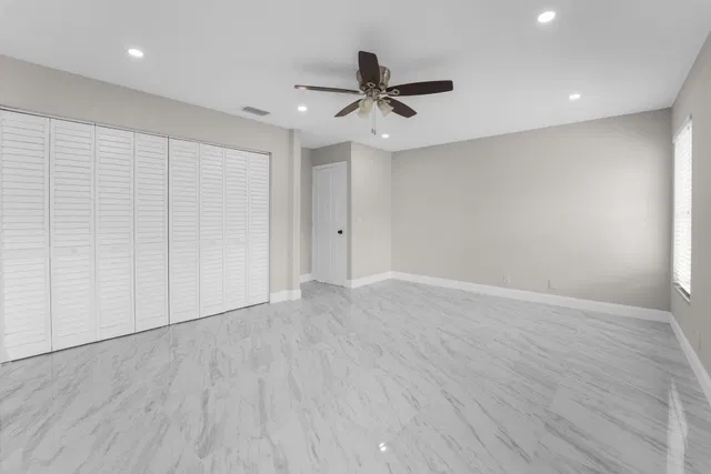 Thornhill Green Residence photo 14