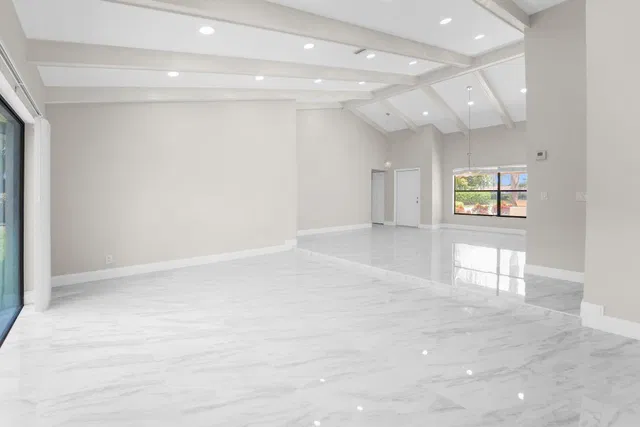 Thornhill Green Residence photo 16