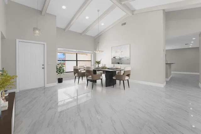 Thornhill Green Residence photo 28