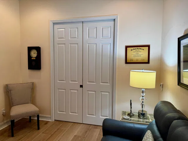 Residence photo 9