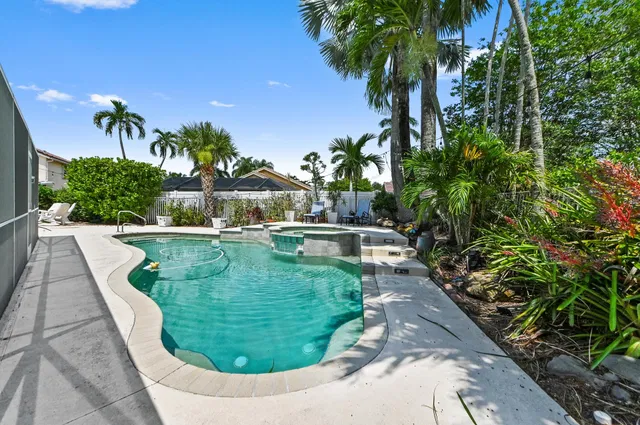 Residence photo 3