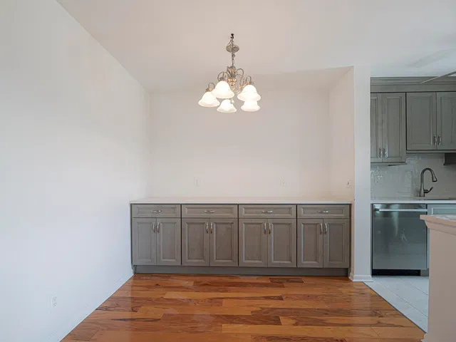 Unit 310 photo 13