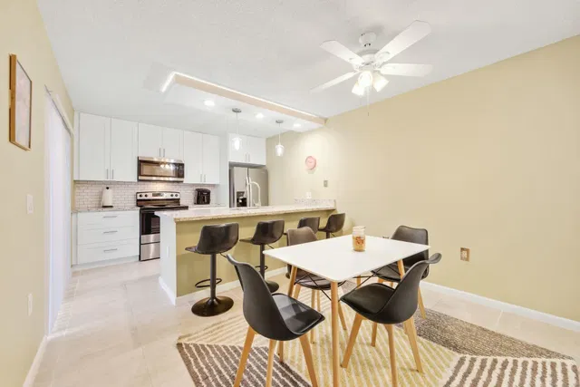 Residence photo 5