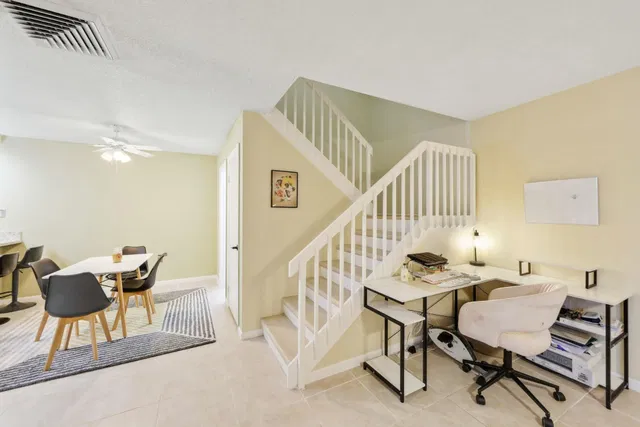 Residence photo 10