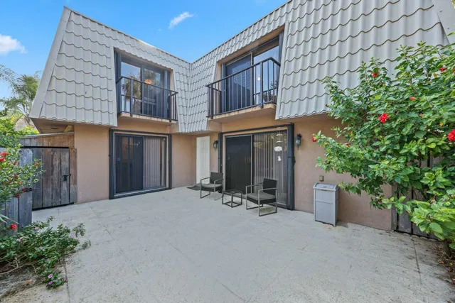 Residence photo 27