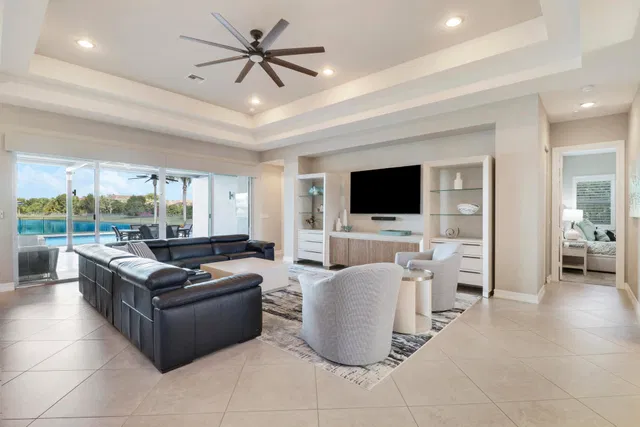 Residence photo 9