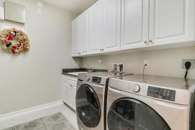 Residence photo 29