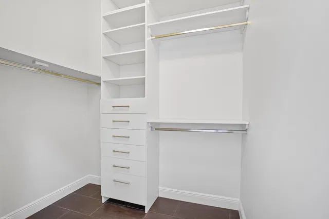 Residence photo 42
