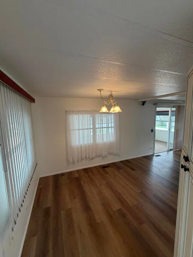 Unit Lot 31 photo 10