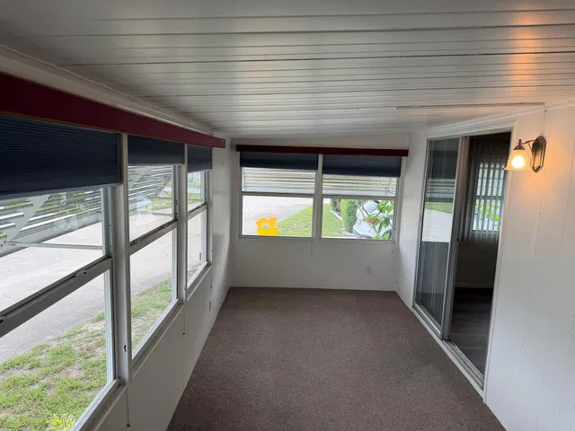 Unit Lot 31 photo 14