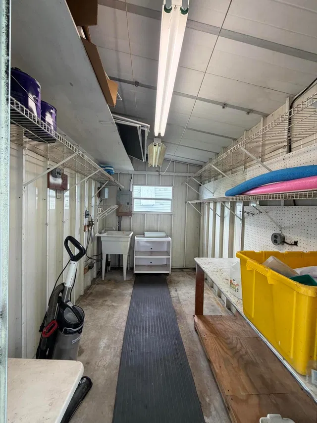 Unit Lot 31 photo 35