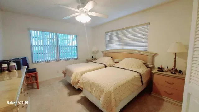 Residence photo 14