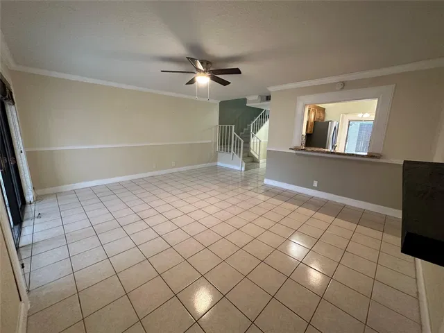  Unit 124 photo 8