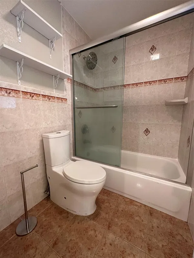  Unit 124 photo 24