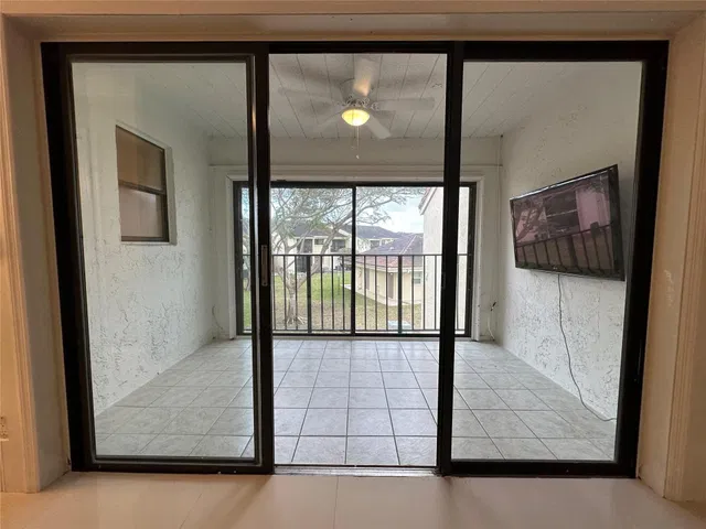  Unit 124 photo 26